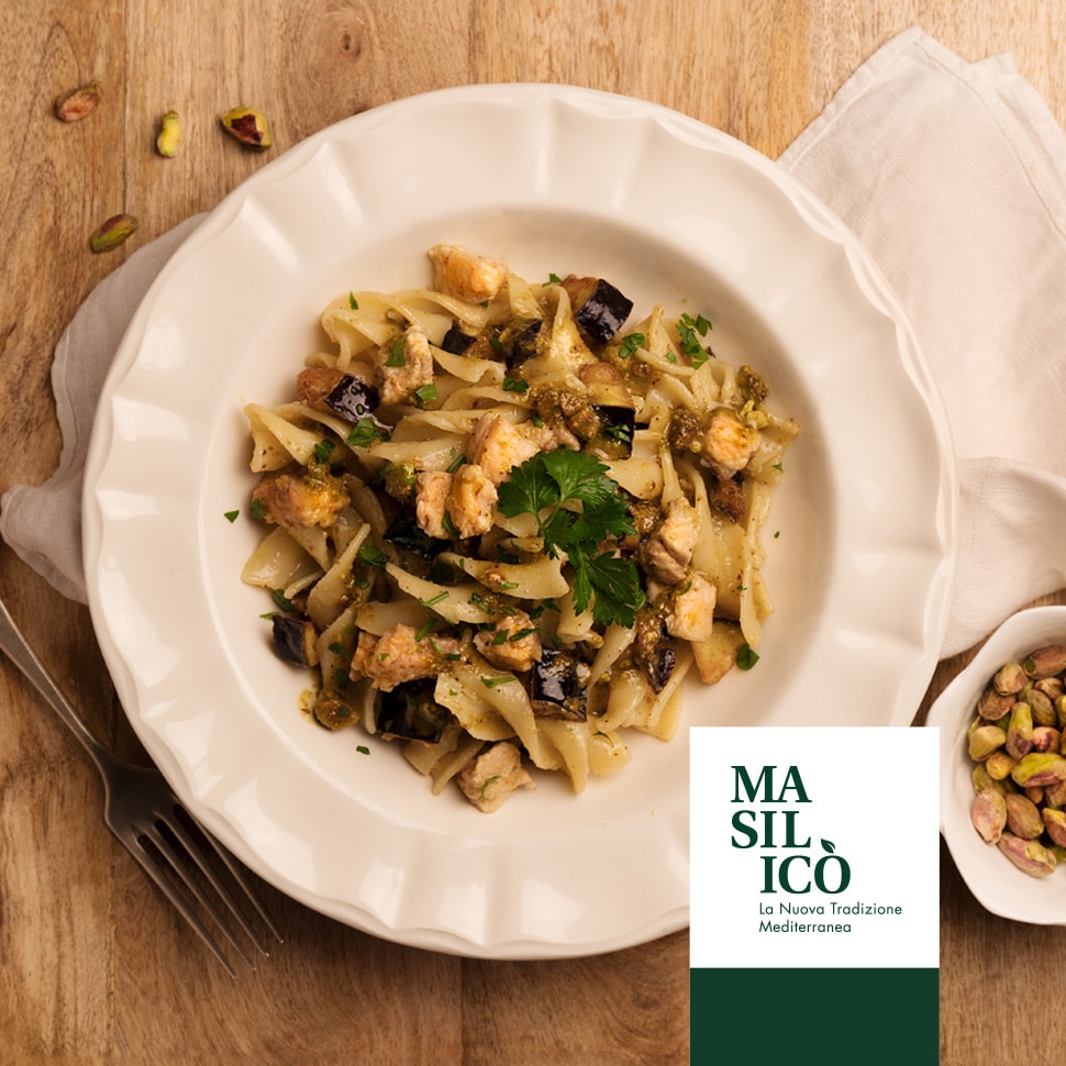 La Ricetta della Settimana: Fusilloni con Ricciola Melanzane e pistacchi