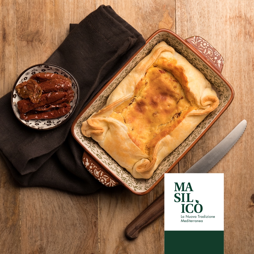 Torta salata di sfoglia e pomodorini corbarino secchi