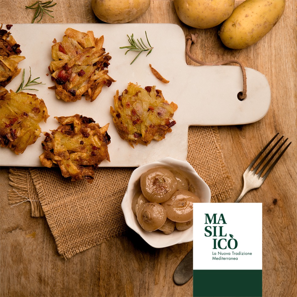 Rosti di patate con cipollotti grigliati e speck